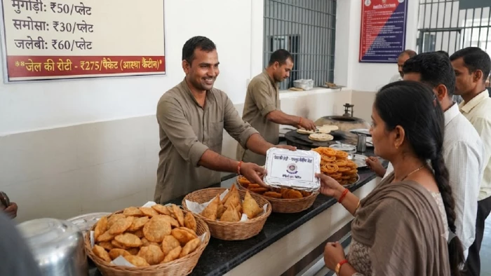 रायपुर जेल की रोटी खानी है, तो देने पड़ेंगे इतने रुपये, केवल 30 लोगों को ही मिलेगा कैदियों का बनाया भोजन