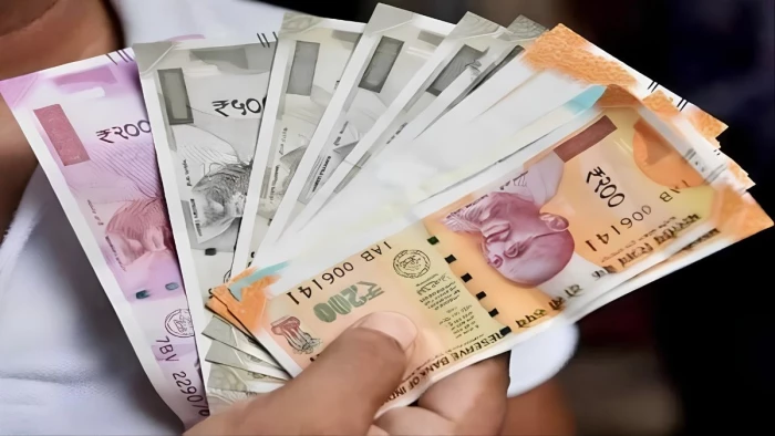 एमपी में चौथे समयमान वेतनमान पर घमासान, कर्मचारियों को 3 साल बाद भी नहीं मिला लाभ, आंदोलन की दी चेतावनी