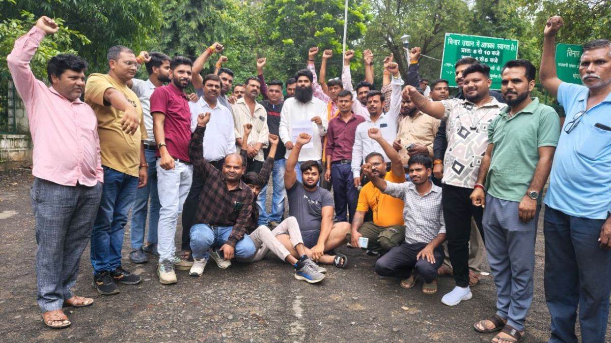 ओला-उबर और रैपिडो की मनमानी से परेशान टैक्सी चालकों का अल्टीमेटम; भोपाल में सीएम आवास घेराव की चेतावनी