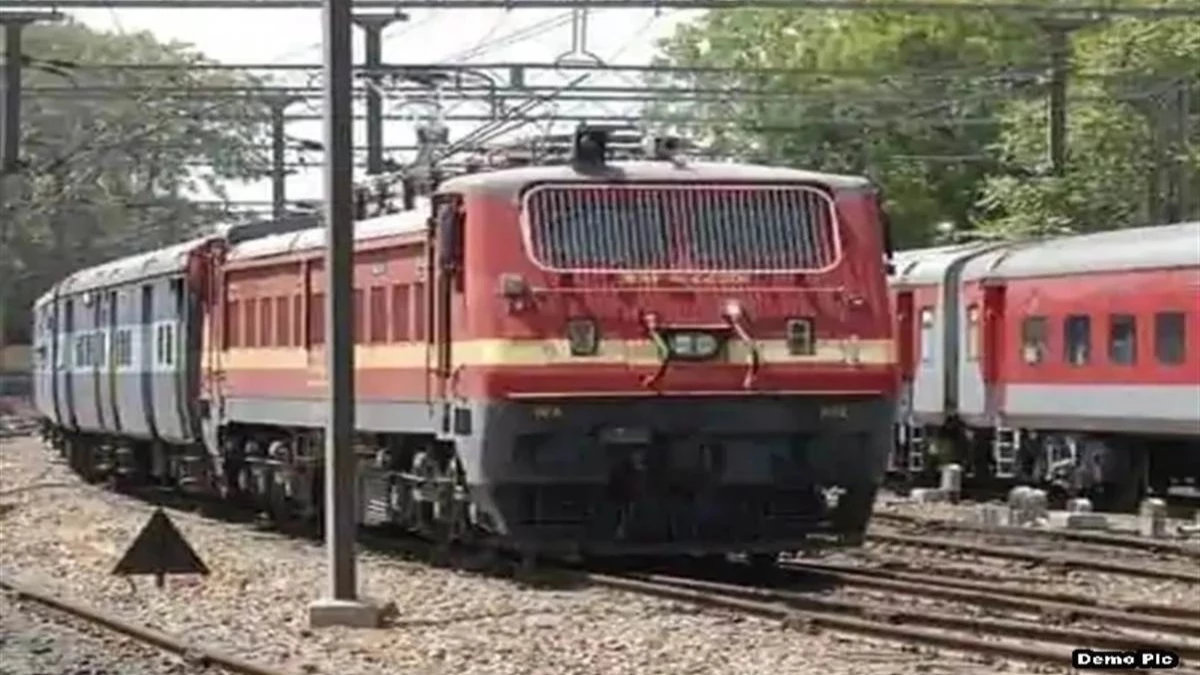 Rewa-Mhow Special Train: त्योहारों पर चलेगी रीवा-महू स्पेशल ट्रेन, यहां देखें ट्रेन का पूरा शेड्यूल