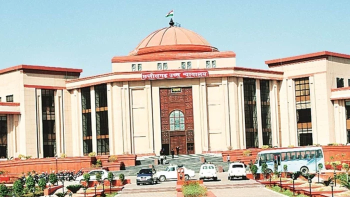 छत्तीसगढ़ हाईकोर्ट का बड़ा फैसला... अविवाहित भाई की मृत्यु के बाद बैंक खाते के 47 लाख पर छोटे भाई का हक