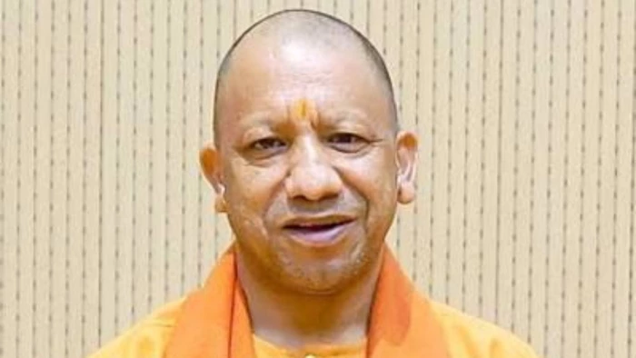 मेहनत और प्रतिभा को सम्मान देगी योगी सरकार, विद्यालयों के वार्षिकोत्सव में मिलेगा पुरस्कार