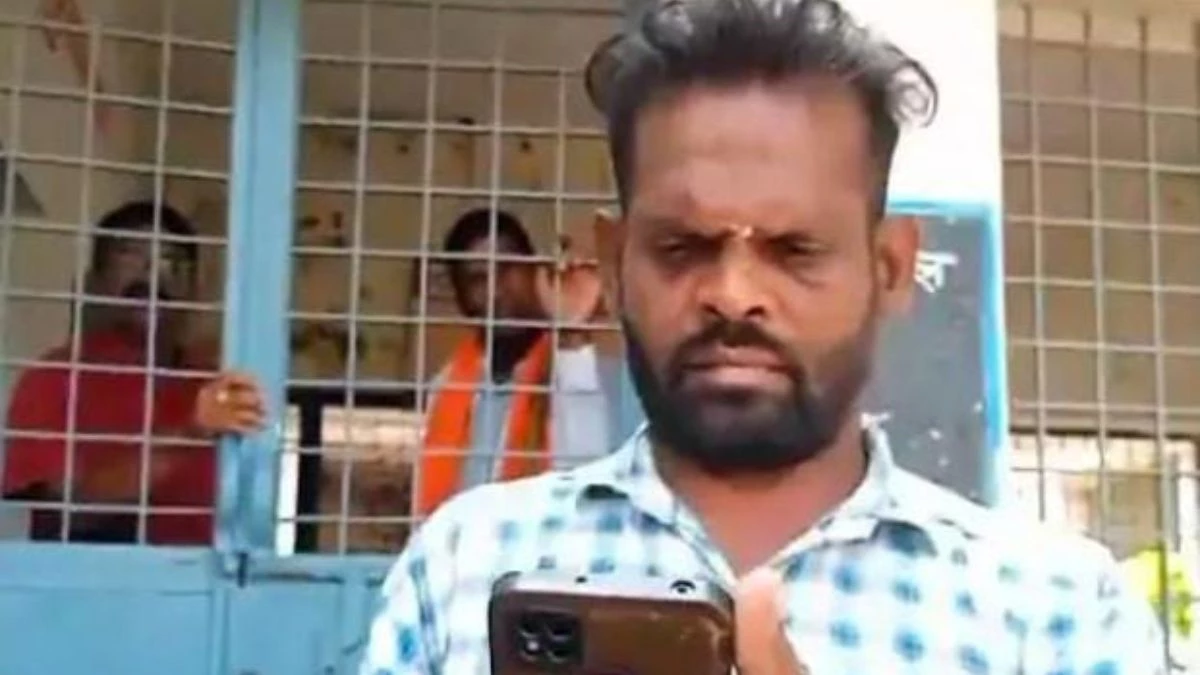 MP में शराब के नशे में स्कूल पहुंचा शिक्षक, डरे सहमे नजर आए बच्चे, प्राचार्य ने भगाया