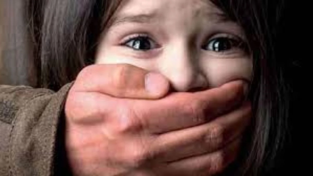 देवास में हैवानियत की हद, 11 साल की बालिका के मुंह पर कपड़ा बांधकर नशेड़ी ने किया दुष्कर्म