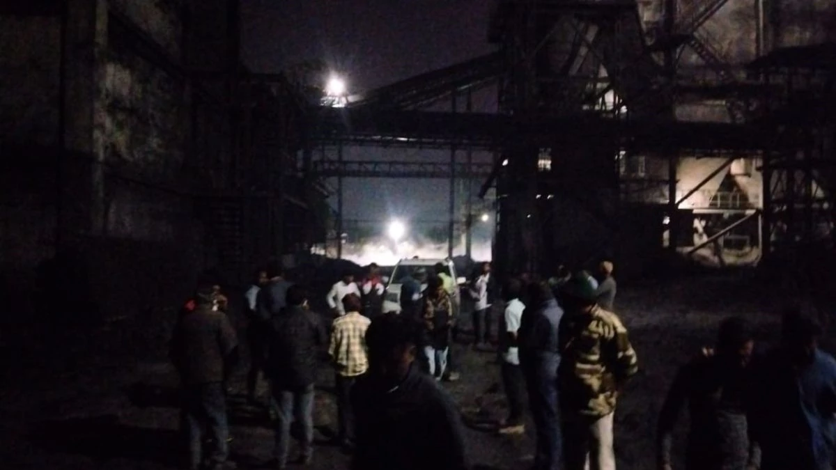 छिंदवाड़ा की गुलशन कंपनी में दर्दनाक हादसा, मशीन की बेल्ट में फंसने से बुजुर्ग मजदूर की मौत, अधिकारी मौके से फरार