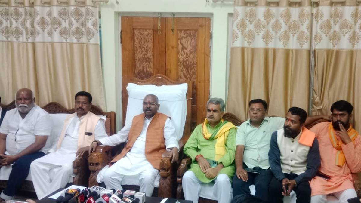 केंद्रीय मंत्री का अटैक, बोले- केंद्र की योजनाओं को लागू नहीं कर रही भूपेश सरकार और मोदी सरकार को कर रही बदनाम