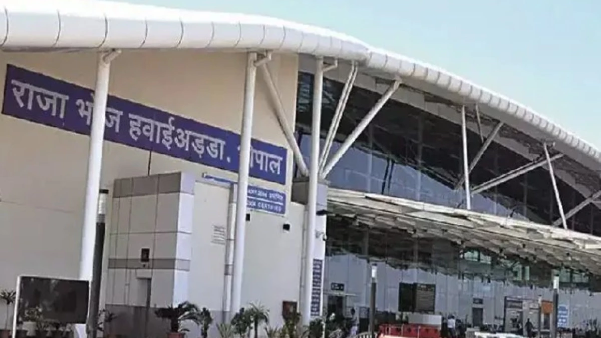 अमेरिका, ईरान युद्ध का घरेलू उड़ानों पर असर, फरवरी में अचानक कम हो गए भोपाल से जाने वाले हवाई यात्री