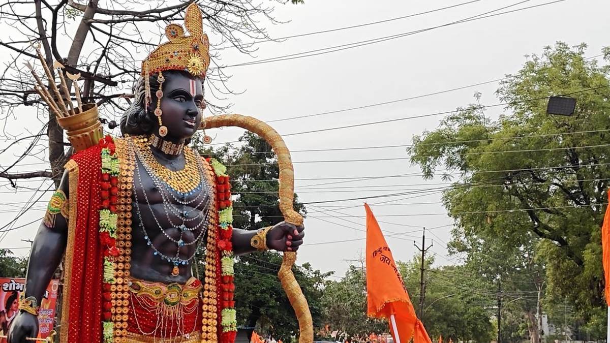 हिंदू नववर्ष पर बिलासपुर राममय, शोभायात्रा में पुष्पवर्षा, आकर्षक झांकियो ने मोहा मन