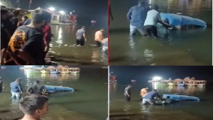 जबलपुर में देर रात नर्मदा के गौरी घाट में अब ई-रिक्‍शा समाया, मची भगदड़