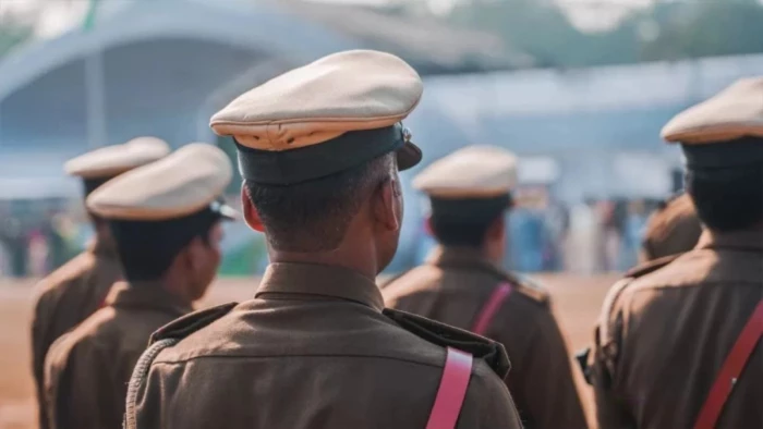 CG IPS Transfer: छत्तीसगढ़ पुलिस विभाग में जल्द बड़ा फेरबदल... 33 जिलों के SP-IG की बदल सकती है जिम्मेदारी