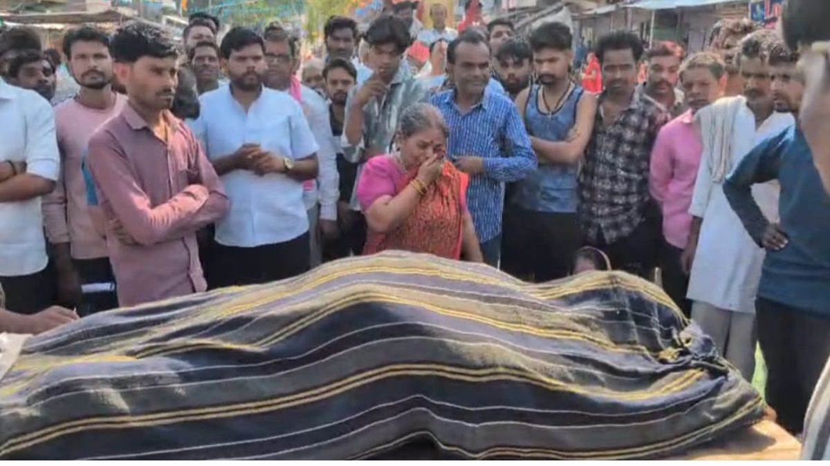 सागर: शराब माफिया के हमले में दूसरी मौत, शाहपुर में शव रखकर प्रदर्शन