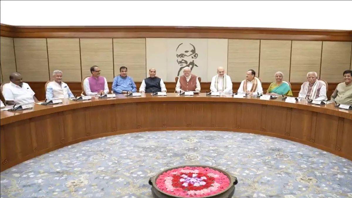 Cabinet Portfolio Announcement Live Updates: PM मोदी ने राजनाथ, शाह व गडकरी का मंत्रालय किया रिपीट, शिवराज बने कृषि मंत्री