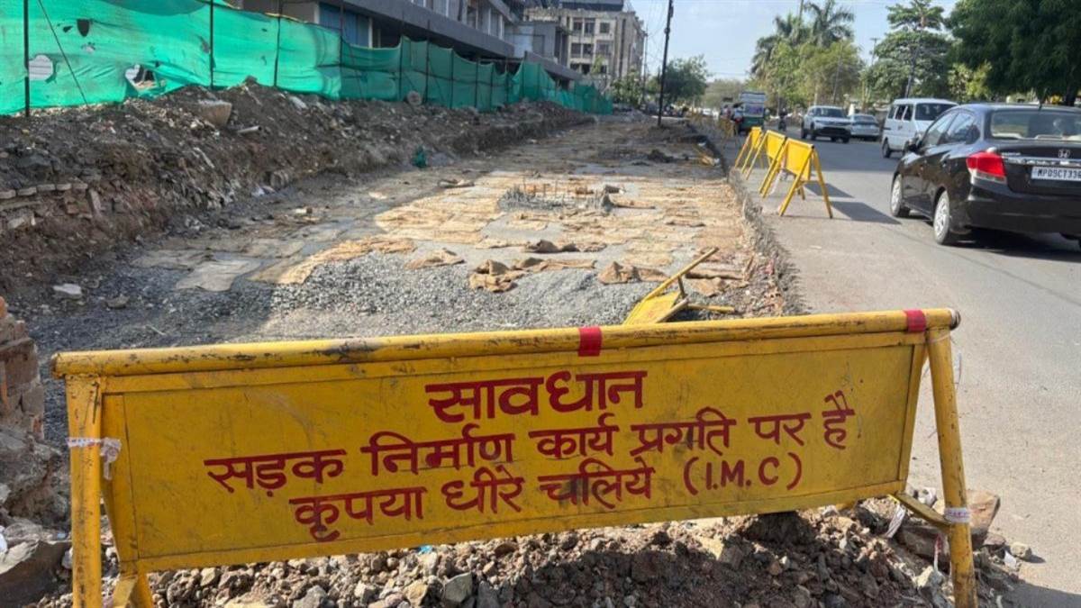 सालभर चले अढाई कोस, न मास्टर प्लान की सड़कें तैयार हुईं, न जर्जर मकान हटाए गए, वर्षाकाल सिर पर, इंदौर में कब पूरे होंगे काम