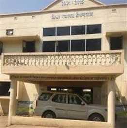 दो पुरुष ही बन सके हैं अभी तक जिला पंचायत अध्यक्ष