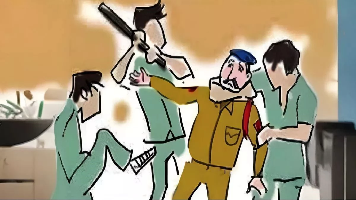 इंदौर में खाकी पर आंच: डीजे बंद करवाने पहुंचे पुलिसकर्मी को शराबियों ने दौड़ा-दौड़ाकर पीटा