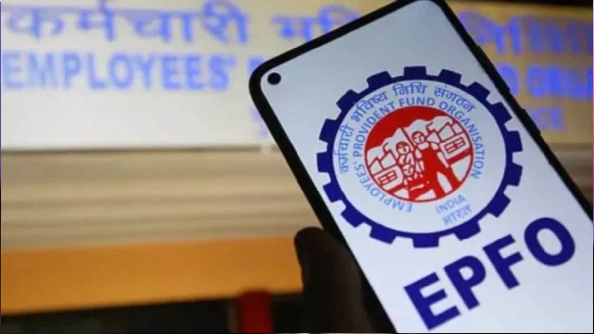 PF Transfer: नौकरी बदलने के बाद पुराने PF का क्या करें? जानिए नए खाते में ऑनलाइन ट्रांसफर का आसान तरीका और जरूरी नियम