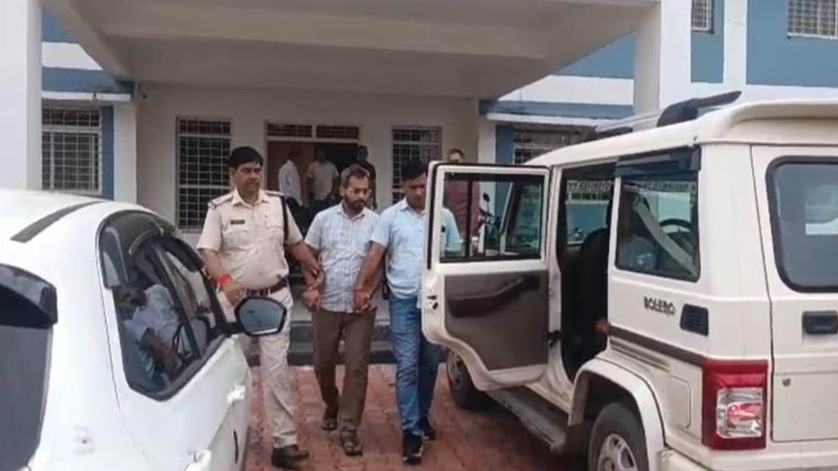 सोशल मीडिया की रिच बढ़ाने के लिए एआई से बनाया हाईकोर्ट की कार्यवाही का फर्जी वीडियो, गिरफ्तार