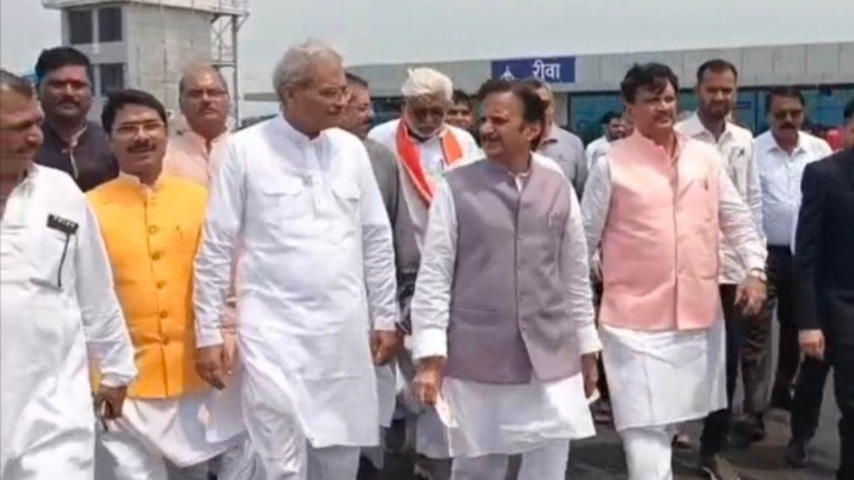 72 सीटर एटीआर विमान ने भरी उड़ान, रीवा से भोपाल पहुंचने में लगेगा महज डेढ़ घंटा, देखें उड़ानों का शेड्यूल