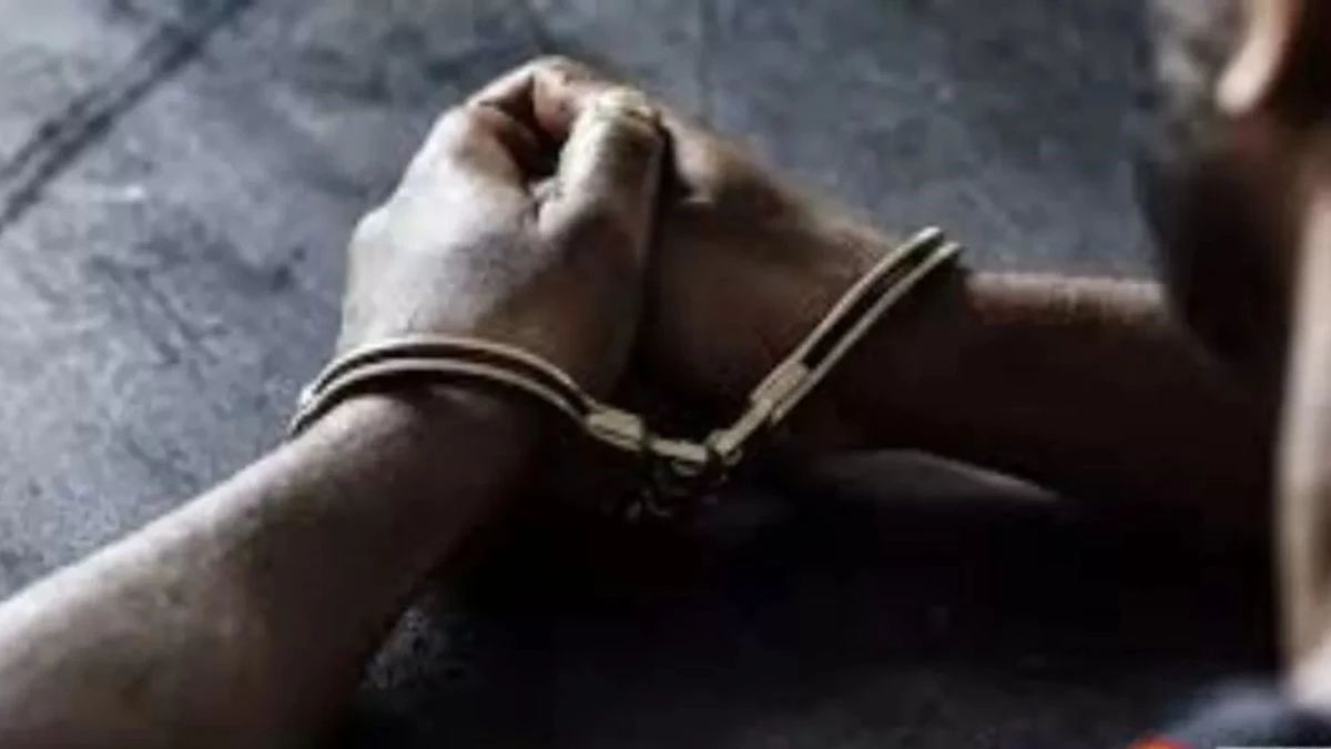Delhi Crime: कैब ड्राइवर की घिनौनी हरकत, छात्रा के सामने किया अश्लील काम; महिला सुरक्षा पर फिर सवाल