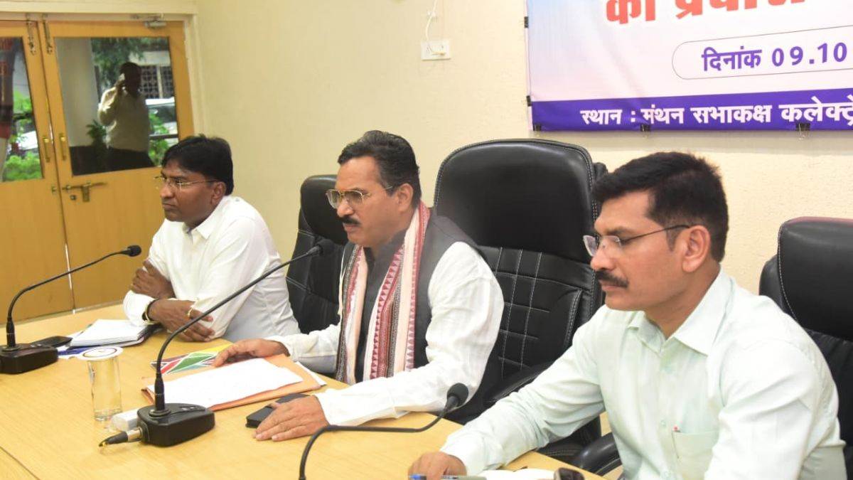 सफाई मित्रों के परिजनों द्वारा बनाए सामान खरीदेंगे सरकारी दफ्तर, बिचौलियों के...