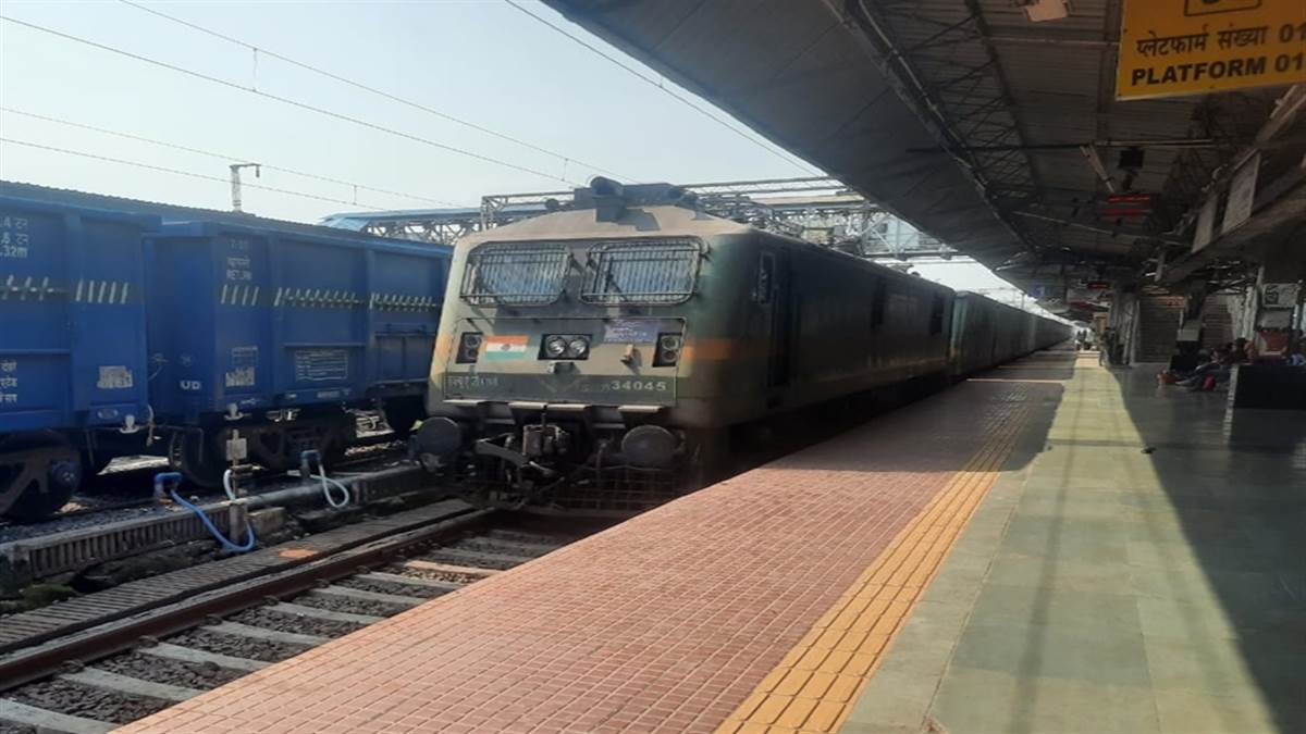 अब बिलासपुर स्टेशन के प्लेटफार्म एक पर नहीं स्र्केंगी 10 ट्रेनें, केवल 19 ट्रेनों का ठहराव