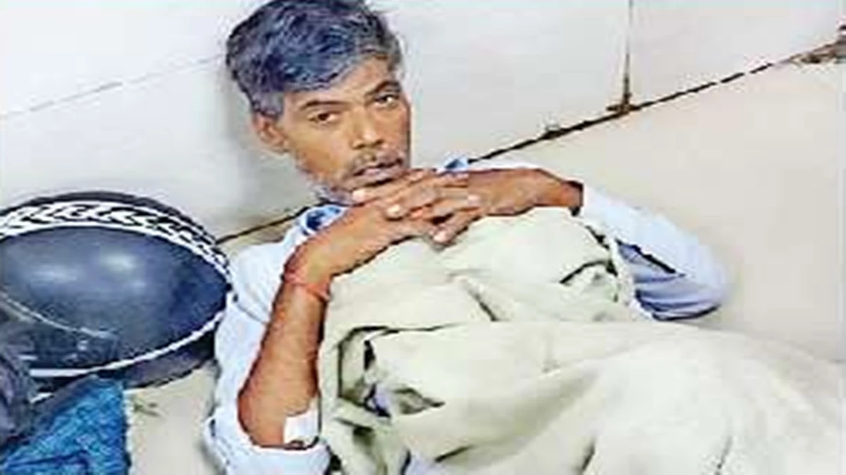 Snake Bite in Train: चलती ट्रेन में यात्री को सांप ने डंसा, जेएएच में कराया भर्ती