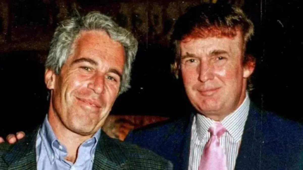 एपस्टीन फाइलों में 'ट्रंप' का धमाका, 10 लाख से ज्यादा बार आया नाम, अमेरिकी सांसद के दावे से मचा हड़कंप