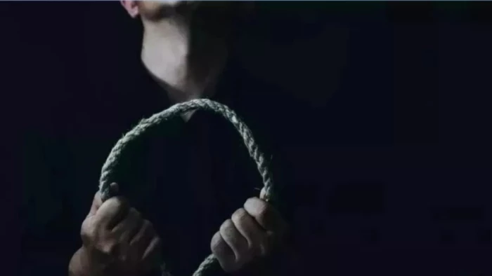 भोपाल में बालश्री पुरस्कार विजेता संगीतकार विवेक तिवारी ने लगाई फांसी, सुसाइड नोट में मंगेतर पर लगाया फंसाने का आरोप