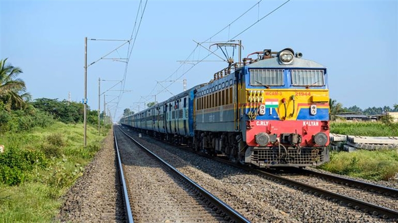 Summer Special Trains: Railways will run 217 summer special trains during the summer holidays, the number released by the ministry