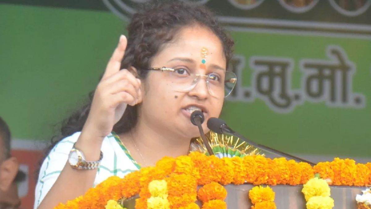 Jharkhand: भाजपा MP निशिकांत दुबे का दावा, ‘चंपई सोरेन को CM पद छोड़ने का फरमान हुई, कल्पना सोरेन बनेंगी मुख्यमंत्री’