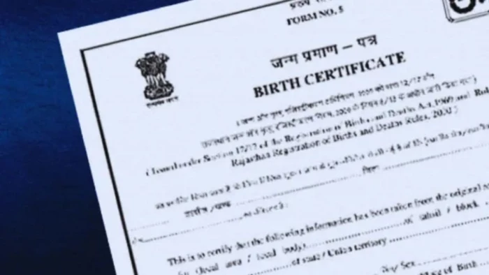'वायरल गर्ल' केस में बड़ा एक्शन, जन्म प्रमाण-पत्र निरस्त, महेश्वर CMO हटाए गए; NCST की जांच में खुलासा