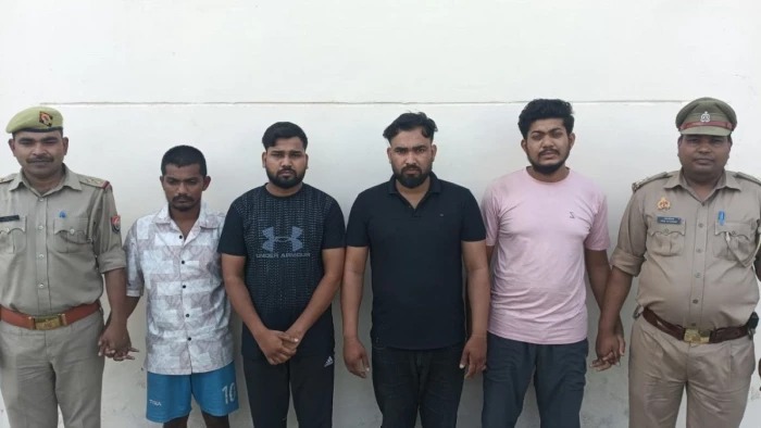 चैट जीपीटी से बनाए IPL के फर्जी टिकट, लखनऊ स्टेडियम के बाहर बेचते रायपुर-दुर्ग के चार युवक अरेस्ट