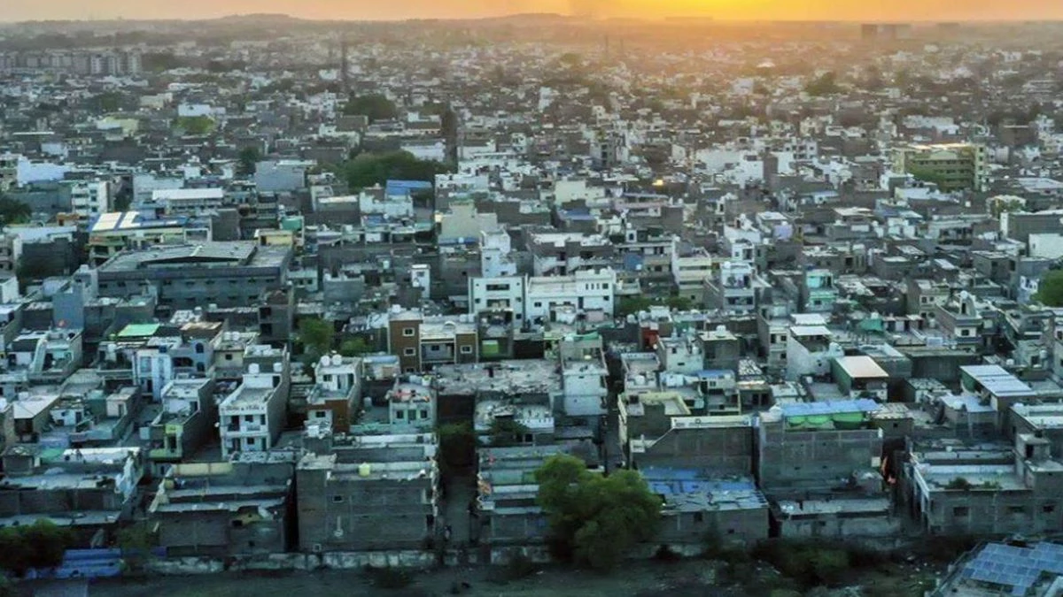 कॉलोनाइजर पर MP सरकार सख्त... नियम तोड़कर कॉलोनी बनाने पर होगी जेल, संपत्ति व बैंक खाते होंगे सीज