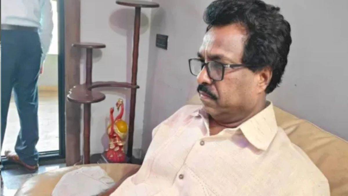 रिटायरमेंट से 6 महीने पहले संयुक्त संचालक पर लोकायुक्त का शिकंजा, कंडवाल ने रिश्तेदारों के नाम खरीदी करोड़ों की संपत्ति