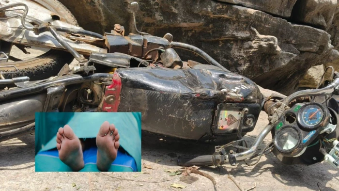 रीवा के क्योंटी जलप्रपात पर बड़ा हादसा, खाई में बाइक समेत गिरे दो युवक, दोनों की मौत