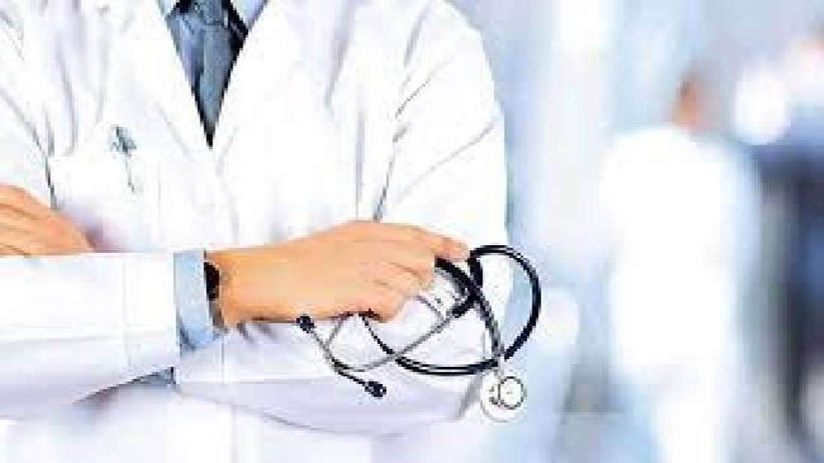 बड़ी और चौका देने वाली खबर : सर्जरी में लापरवाही करने वाले तीन डाक्टरों पर गैरइरादतन हत्या का केस हुआ जारी ; पड़े पूरी खबर City News Raipur Indore Crime News: सर्जरी में लापरवाही करने वाले तीन डाक्टरों पर गैरइरादतन हत्या का केस