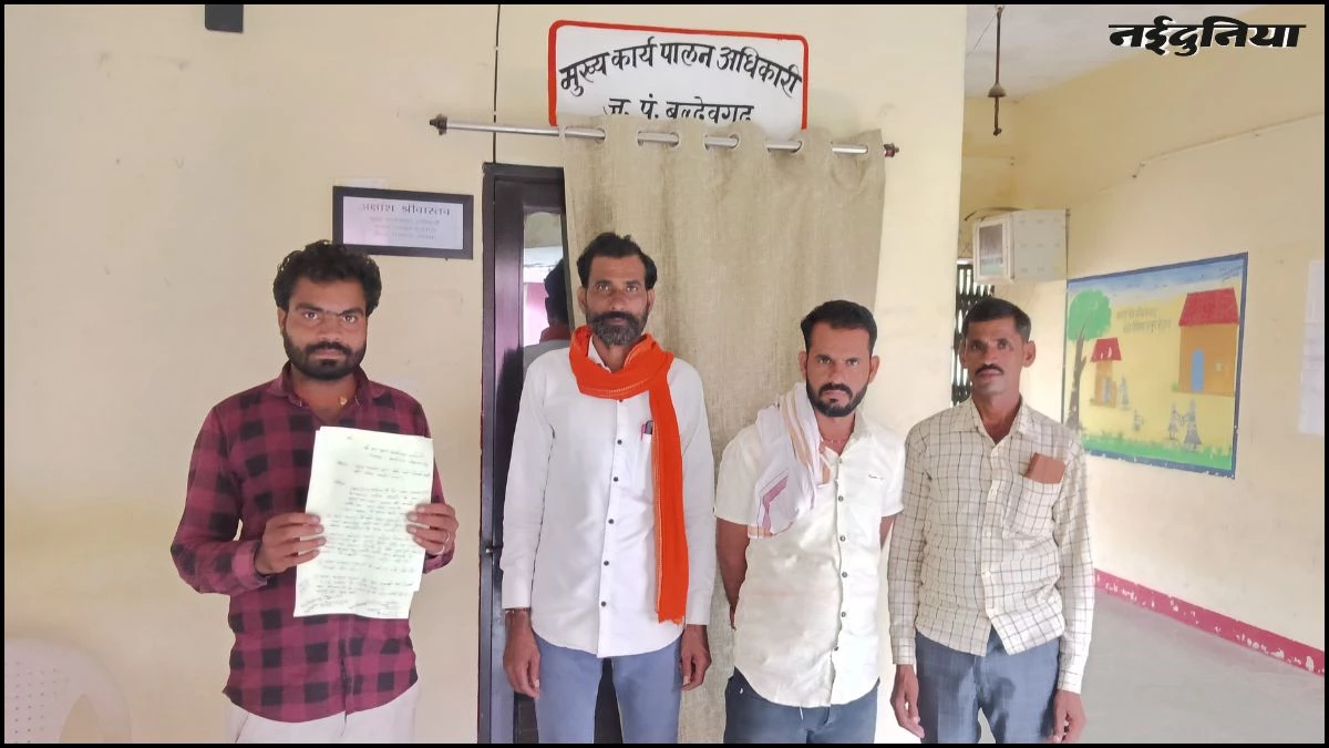 सरपंच का कारनामा...सरकारी जमीन पर बना डाला तालाब, लाखों का किया घोटाला