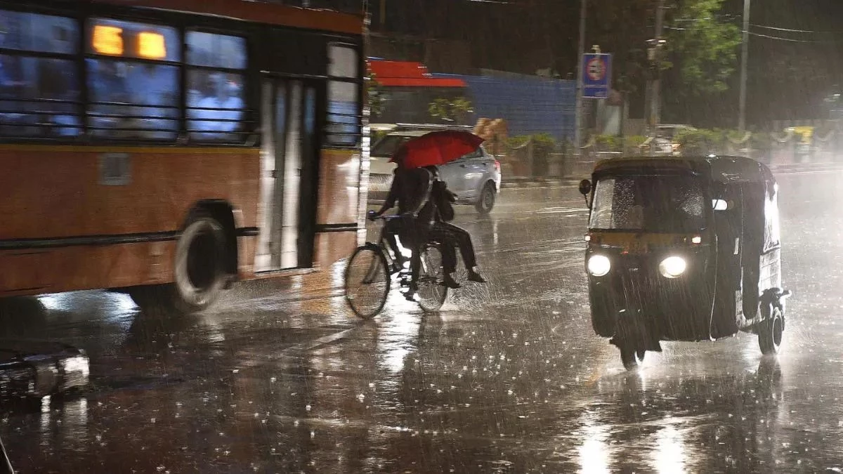 Weather Report Today: छाता-रेनकोट तैयार रखें, चित्रकोट जलप्रपात उफान पर,  छत्तीसगढ़ में अगले पांच दिन होगी ताबड़तोड़ बारिश