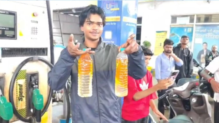भोपाल के दो पेट्रोल पंपों पर पानी मिला पेट्रोल, बाइकें हुईं बंद; ग्राहकों को लौटाए 9 हजार रुपये