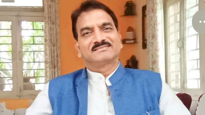 एमपी के पूर्व डीजी पवन जैन का दर्द छलका, सोशल मीडिया पर लिखी पोस्‍ट में कहा भोपाल की सुरक्षा व्‍यवस्‍था बेपटरी