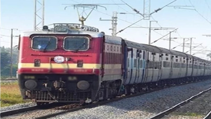 रक्षाबंधन से पहले भोपाल से दिल्ली, मुंबई और लखनऊ जाने वाली ट्रेनों में टिकट संकट, रिग्रेट की स्थिति