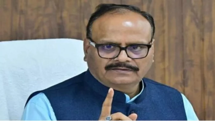 JPNIC विवाद पर ब्रजेश पाठक का अखिलेश पर हमला, कहा- JPNIC बिका नहीं लीज पर दिया गया, सपा कर रही नाटक