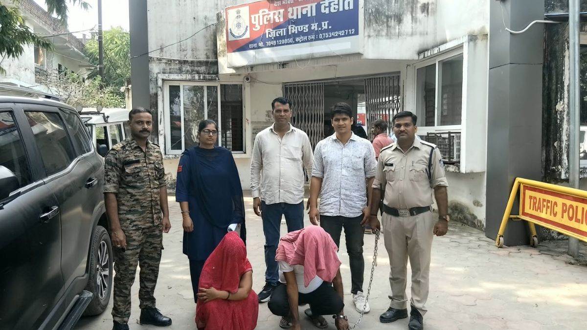 महिला ने बुजुर्ग को जाल में फंसाकर बनाया अश्लील वीडियो, वायरल की धमकी देकर 5...