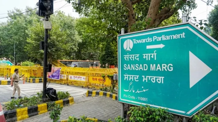'दिल्ली से तुरंत हटाएं बैरिकेड्स, सामान्य करें ट्रैफिक', CJP प्रदर्शन के बीच सुप्रीम कोर्ट का पुलिस को आदेश