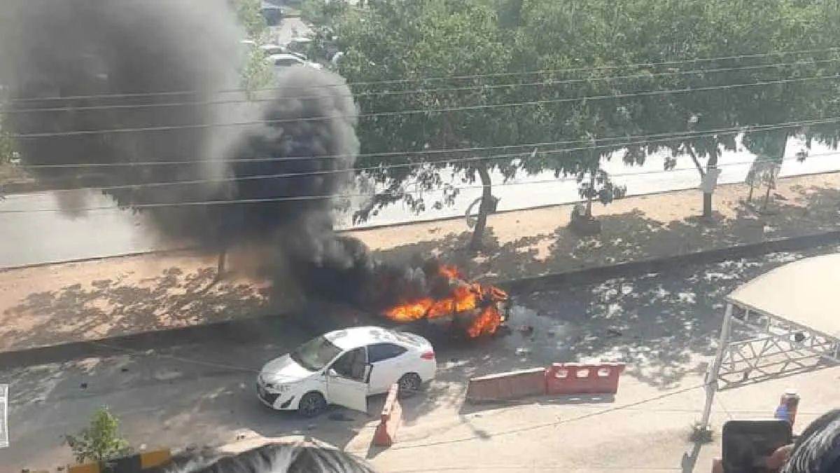 Pakistan Blast: इस्लामाबाद कोर्ट के बाहर आत्मघाती हमला, 12 की मौत और 21 घायल