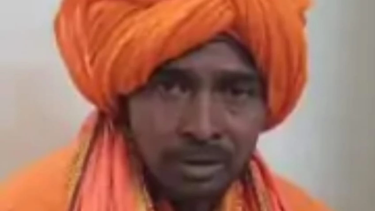 भिलाई में साधु का रूप रखकर राम-राम कहते हुए भीख मांग रहे थे मुस्लिम युवक, लोगों ने सवाल पूछे तो पकड़े गए