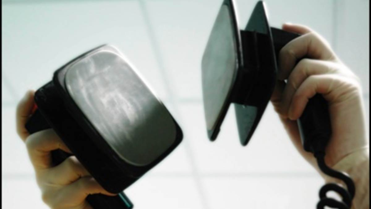 डांट नहीं, मार नहीं, बस 'असलियत' की तलाश, प्रेमानंद जी के वचनों का जिक्र कर घर से ओझल हुआ इंदौर का 16 साल का किशोर