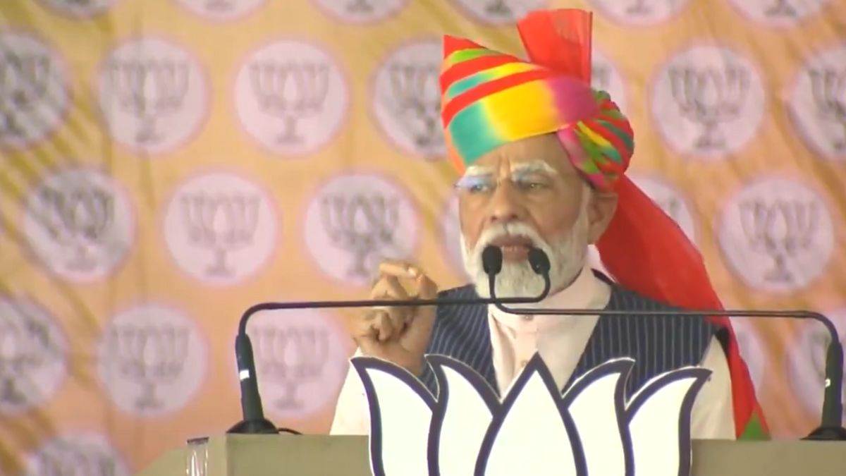 PM मोदी का विपक्ष पर हमला, बोले- ये परमाणु हथियार करना चाहते हैं नष्ट, देश बन जाएगा शक्तिहीन