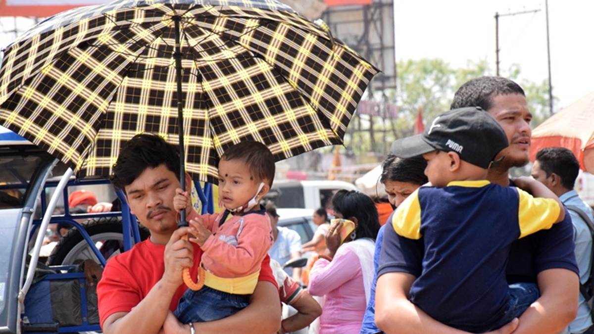 CG Weather Update: गर्मी का सितम जारी, पारा 45 डिग्री के करीब पहुंचा, मौसम  विभाग का बस्तर के लिए यलो अलर्ट - CG Weather Update heat wave continues  temperature reaches 45 degrees