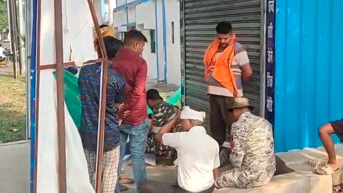 Sand mafia crushed the constable with a tractor and killed, incident in Balrampur, Chhattisgarh